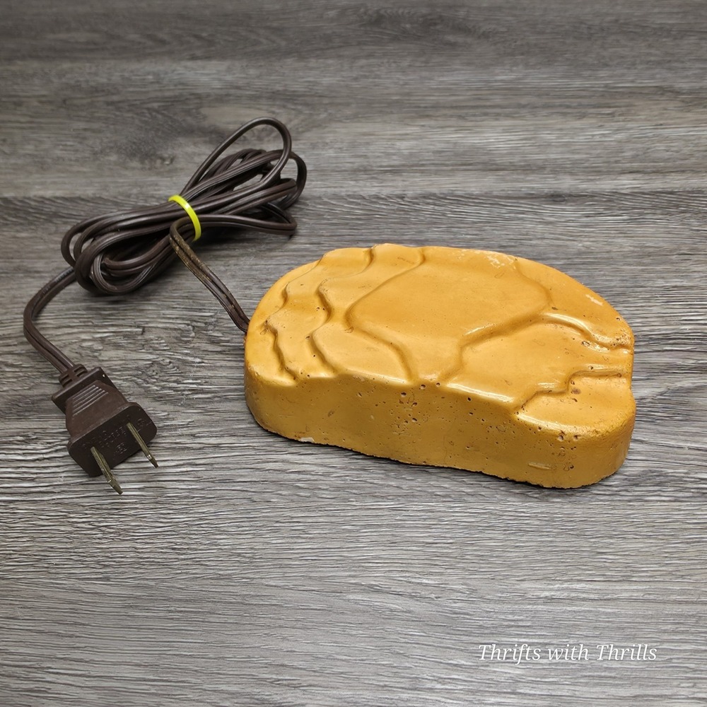 Reptile Heat Rock Terrarium Heater - Great for Lizard, Snakes, And More  5" X 3"